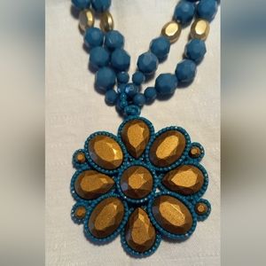 Lidell summer 't' shirt necklace